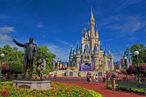 Disney .